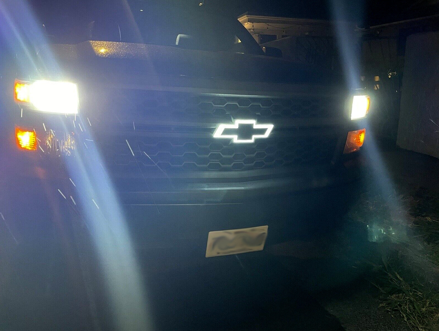 LED Lighted Chevy Silverado Grille Emblem 2014-15 1500 | 2016-19 2500/3500